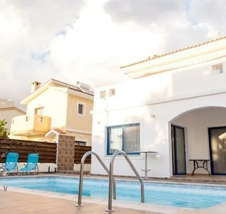 Villa Beautiful With Private Pool In Lower Peyia
