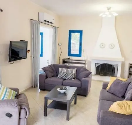 Beautiful With Private Pool In Lower Villa Peyia