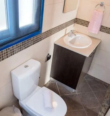 Beautiful With Private Pool In Lower Βίλα Πέγεια