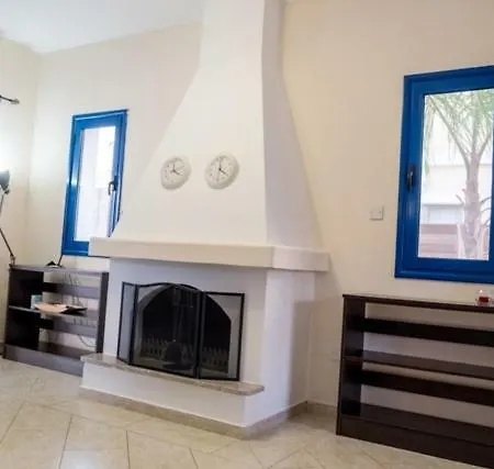 Beautiful With Private Pool In Lower Willa