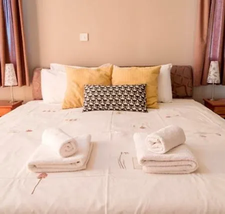 Βίλα Beautiful With Private Pool In Lower Πέγεια
