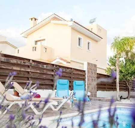 Beautiful With Private Pool In Lower Βίλα